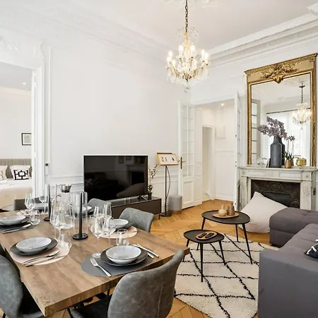 307-suite Serbie - Superbe A Appartement *