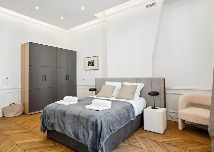 307-suite Serbie - Superbe A Appartement